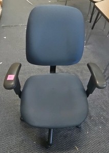 office chair  (r212)
