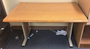 table  (r212)