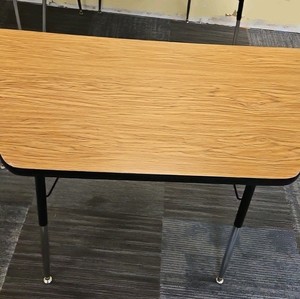 trapezoid laminate table x4  (r213)