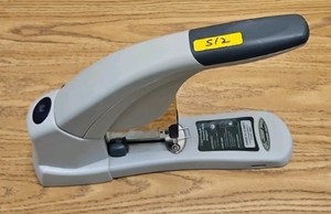 heavy duty stapler  (r210)
