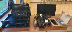 lot of office supplies (R128)