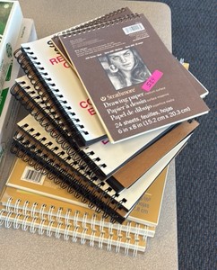 Drawing pads 9 in lot (R217)