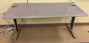desk (R129)