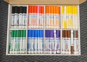 class pack Crayola markers  (r211)