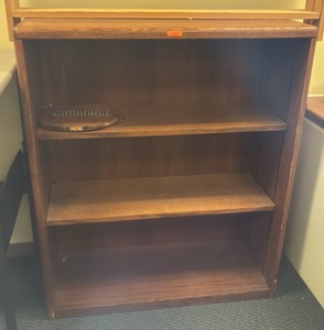 shelf  (r211)