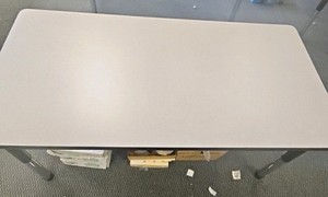 Table x9  (r211)