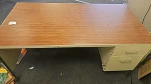 teachers desk two drawer  (r211)