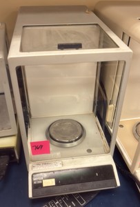 scale (r134)