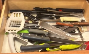 kitchen knives (R132)