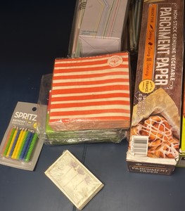miscellaneous kitchen (R132)
