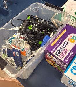 miscellaneous classroom items (R132)