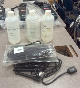 Vernier loger pro 3 and pH Sensor storage solution.(r134)