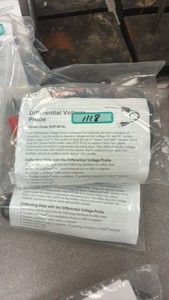 Differential Voltage Probe.(r134)