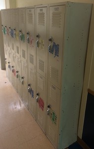lot of lockers (Hall 1F)