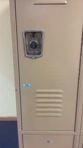 lot of lockers (Hall 1F)