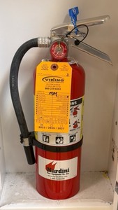 fire extinguisher (Hall 1F)