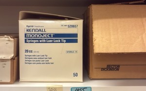 vials & syringes(r136)