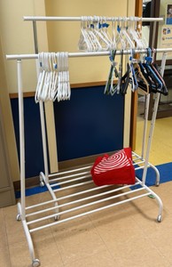 2 rolling rack racks with hangers (Hall 1F)