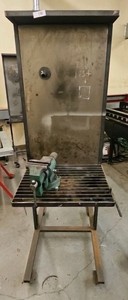 arc welding Shelf with Vice (R139)