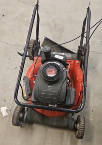 Yard Machines 21 inch mower (R139)