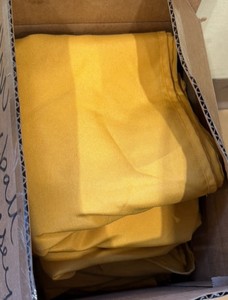 5 yellow tablecloths (gym)