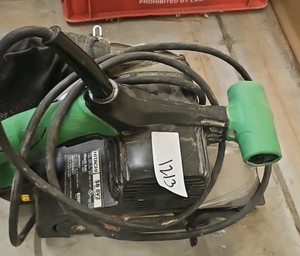 Hitachi 3 belt sander (R139)