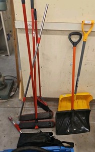 shovels brooms (R139)