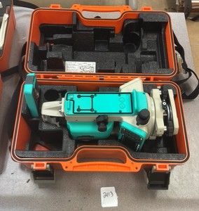Nikon AX  2S auto level  (r136)
