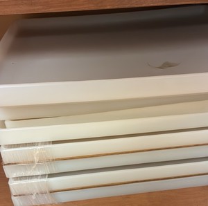 plastic trays r130