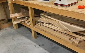 wooden scrap (r137)
