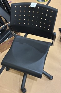 desk chair (gym)