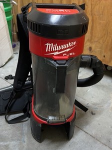 Milwaukee Backpack vacuum M18 (R123)
