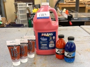 paints (r137)
