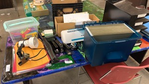 Office supplies (r137)