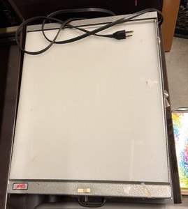 light box (r137.5)