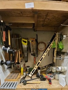assortment of tools (r137.5)