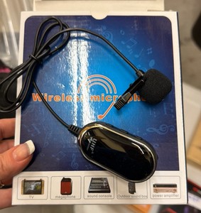 wireless microphone (Lobby)