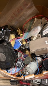 box of various pumps metals (r137.5)