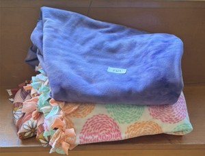 Blankets (Lobby)