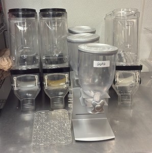 Dry Food dispenser (KITCHEN)