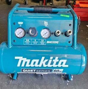 Makita Quiet Series 60dB 1-12 HP 3 Gal. Oil-Free Electric Air Compressor MAC3200 (R139)