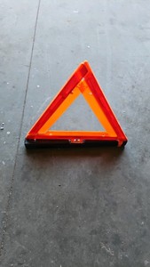 dot safety triangles  (r140)