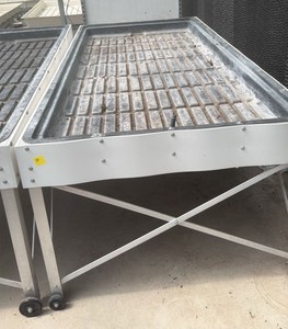 Greenhouse rolling grow benches