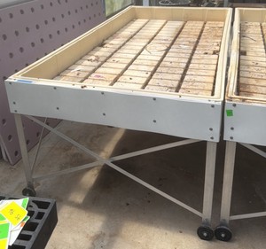 Greenhouse rolling grow benches