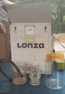Lot of Assorted Chemistry Lab Glassware & Equipment.(r134)