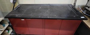 Metal cabinet  (r140)