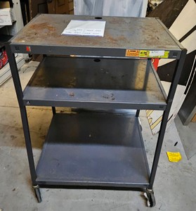 media cart  (r140)