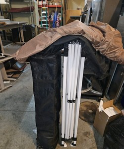 two pop up tents one broken  (r140)