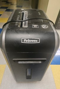fellowes paper shredder CML