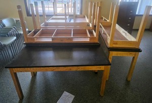 science lab desk x 13 cc